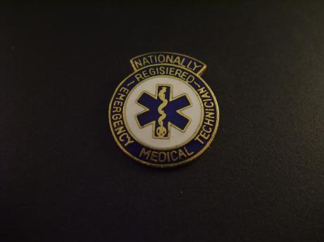Nationally Registered Emergency Medical Technician ( certificeringsorganisatie voor spoedeisende medische diensten in de USA)